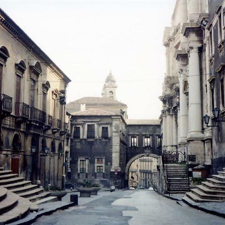 Casa Vacanza Currò CTA Exterior foto