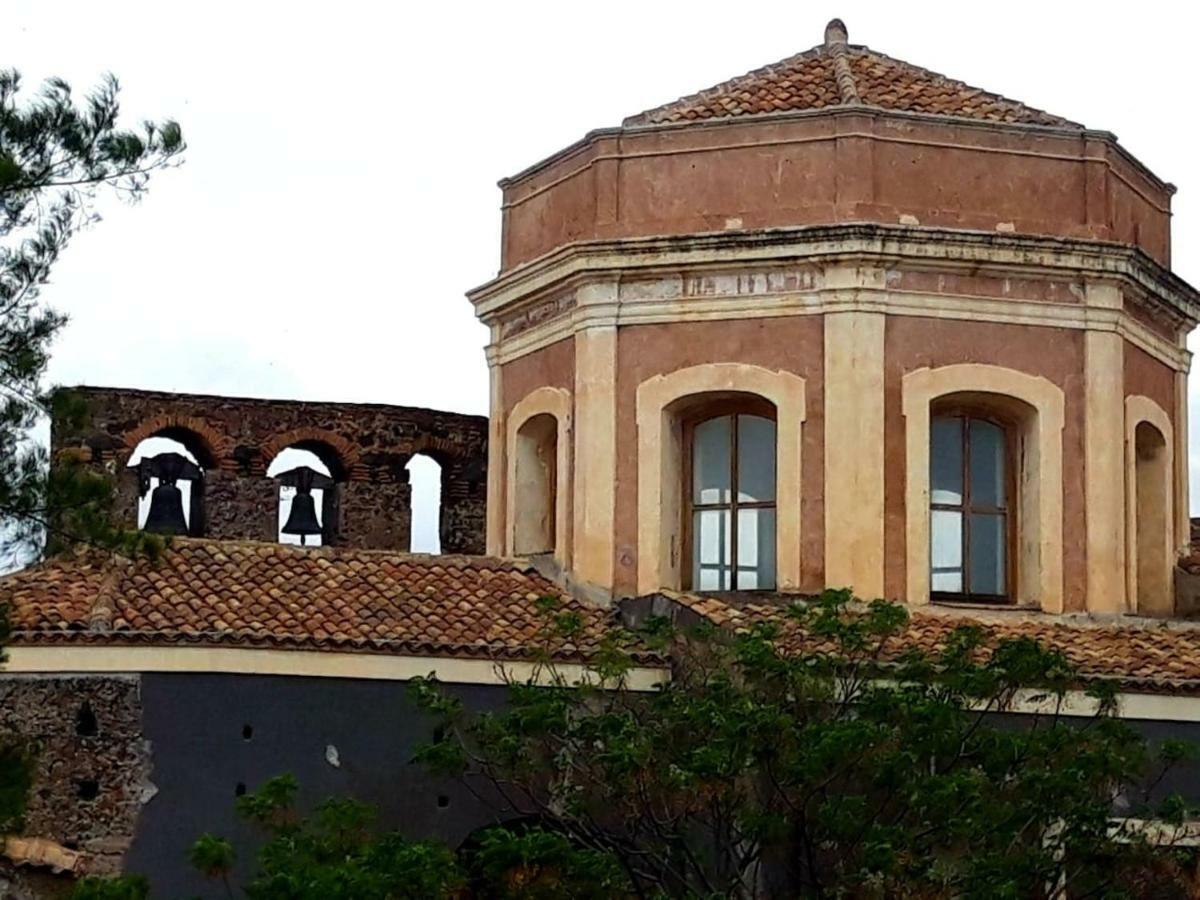 Casa Vacanza Currò CTA Exterior foto